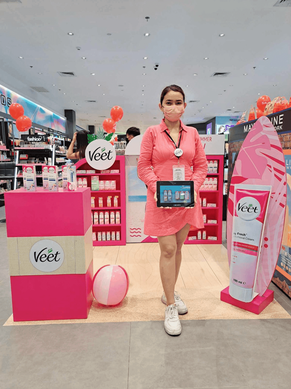 Veet In-Store Activation